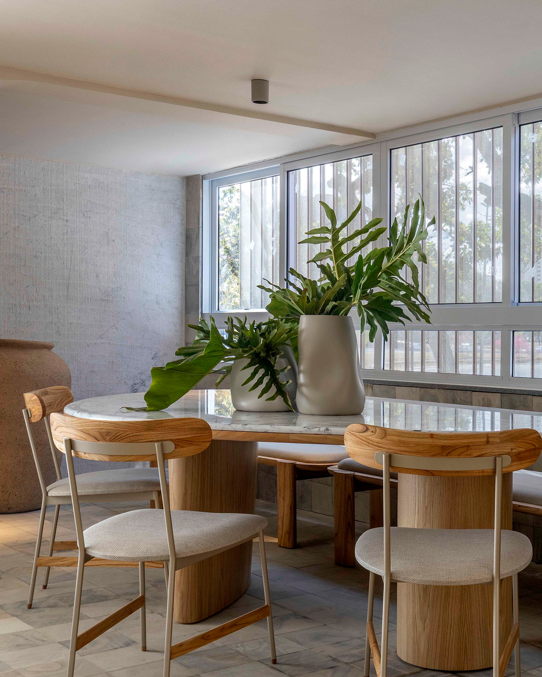 Sala de Jantar Contemporânea: Elegância em Cada Refeição