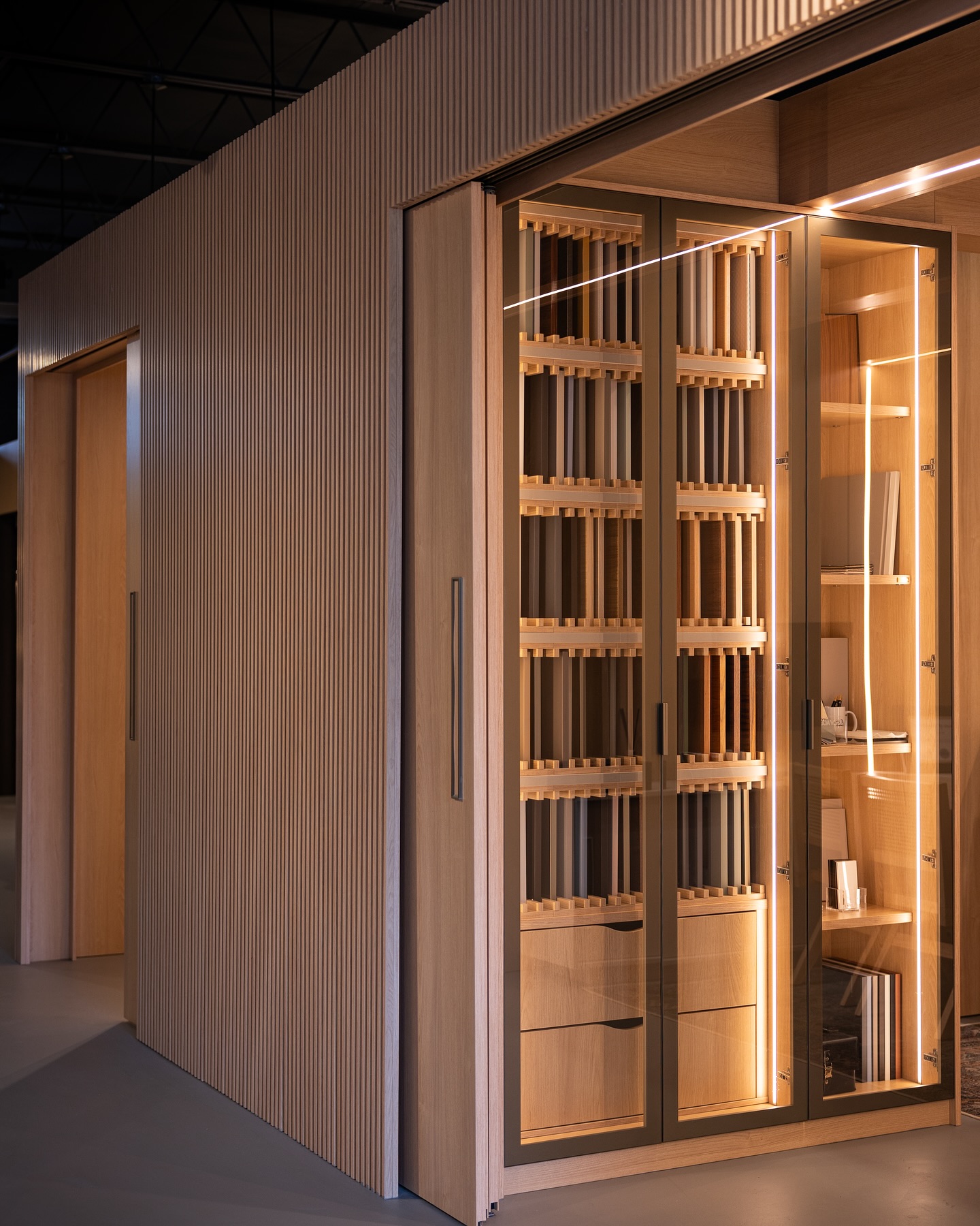 Móveis com Iluminação LED: Tecnologia a Serviço do Design